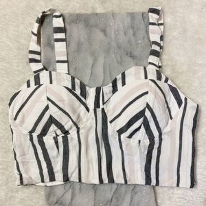 American Eagle woman’s medium crop top rank. Light pink/dark grey/white stripes